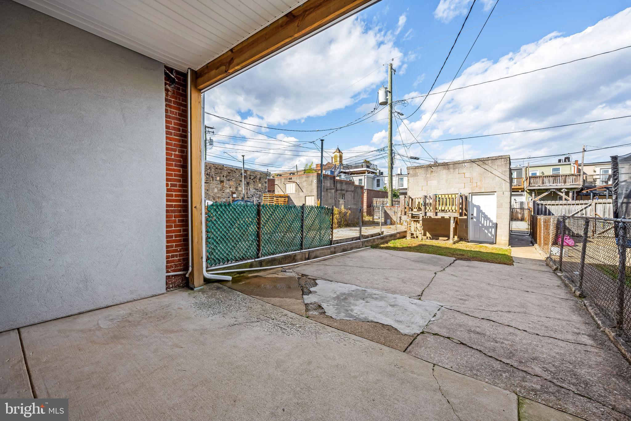 HIGHLANDTOWN - Residential