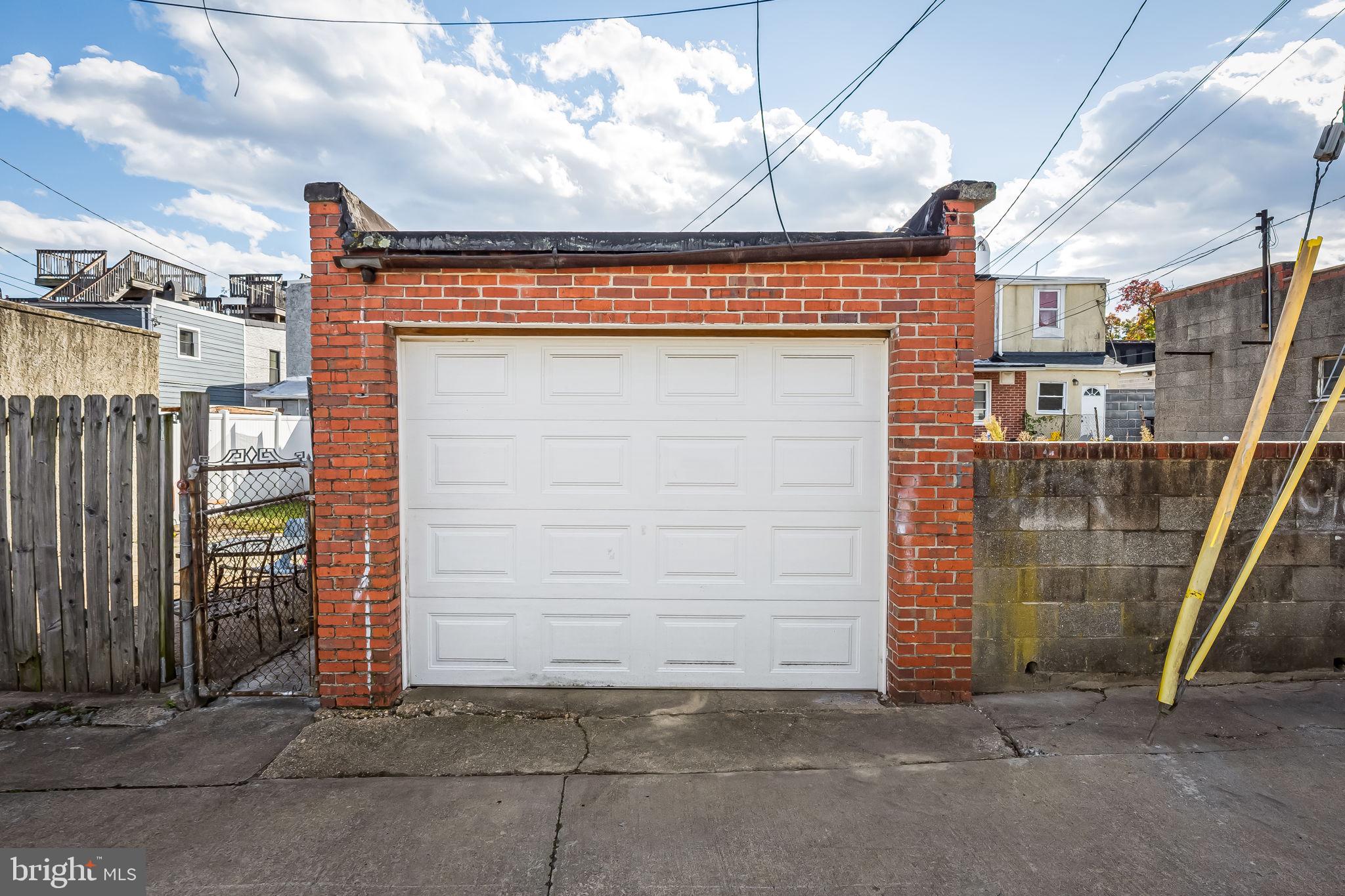 HIGHLANDTOWN - Residential