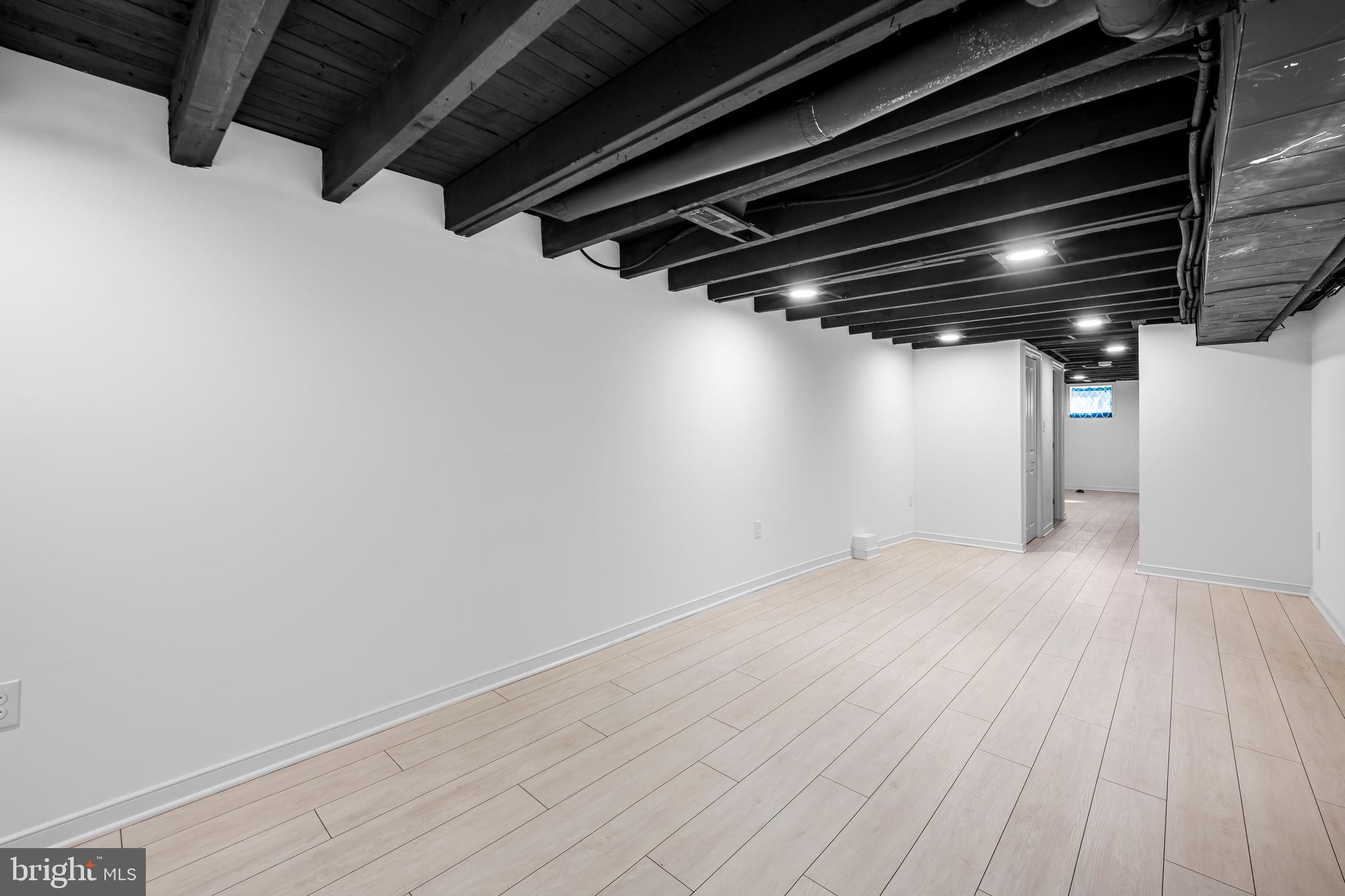 HIGHLANDTOWN - Residential
