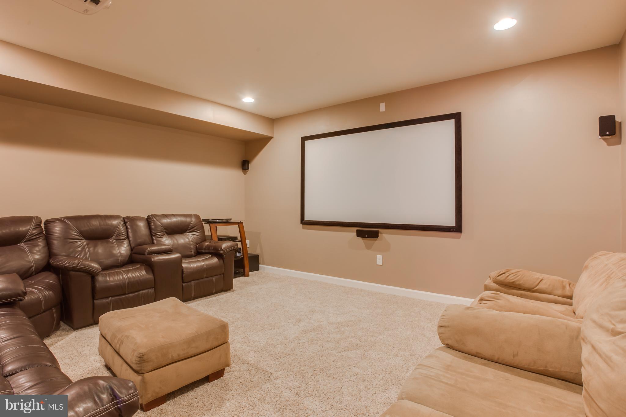 HILLS OF AQUIA - Residential