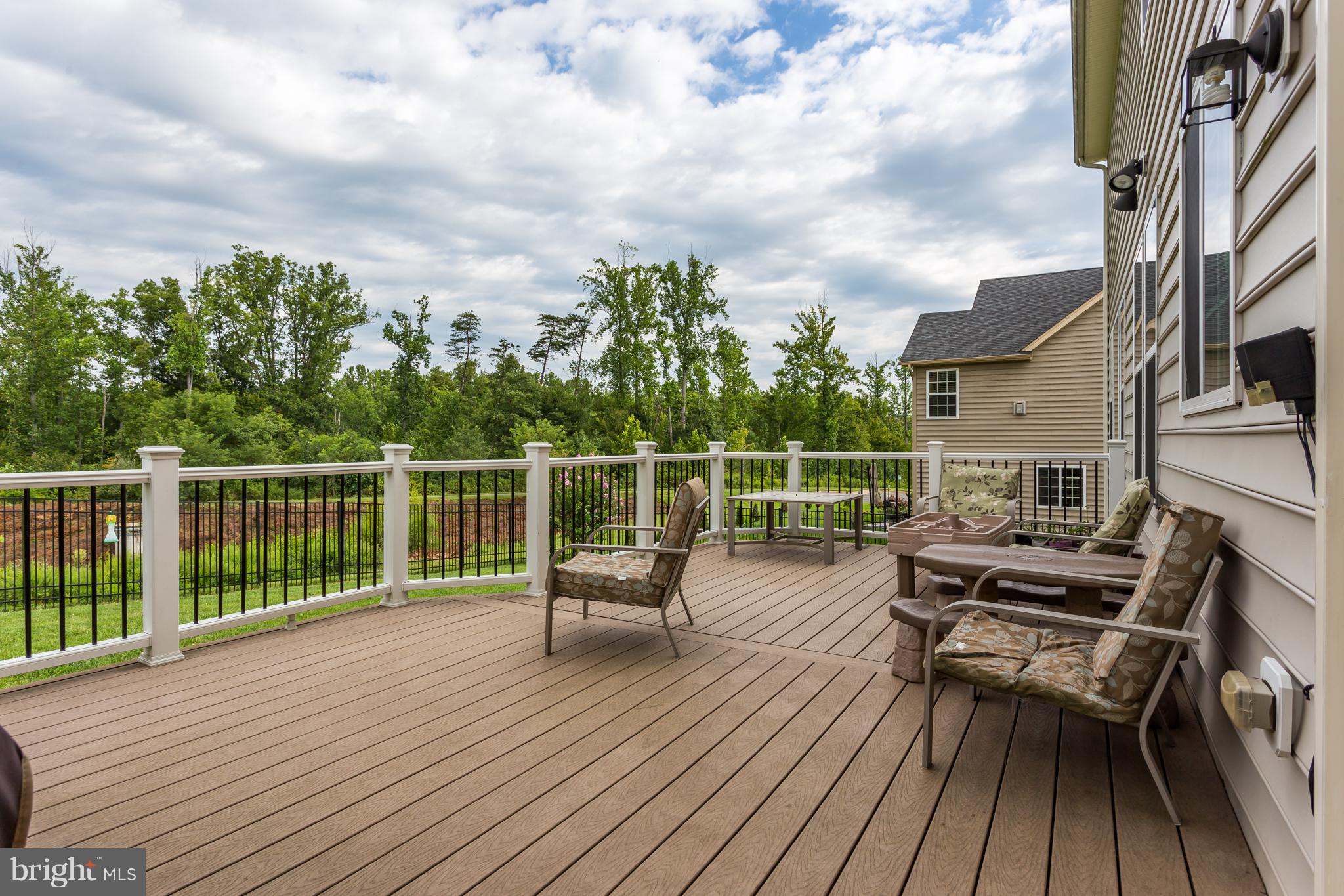 HILLS OF AQUIA - Residential