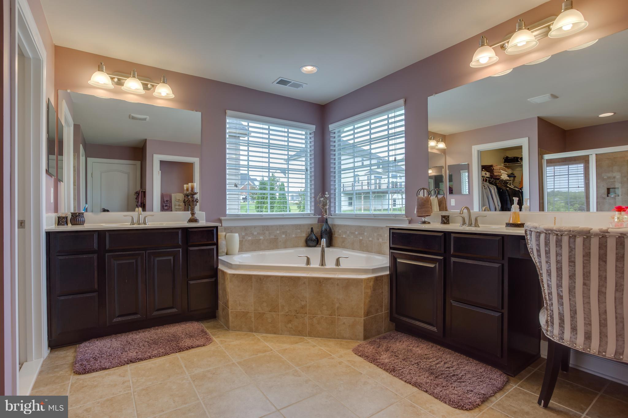 HILLS OF AQUIA - Residential