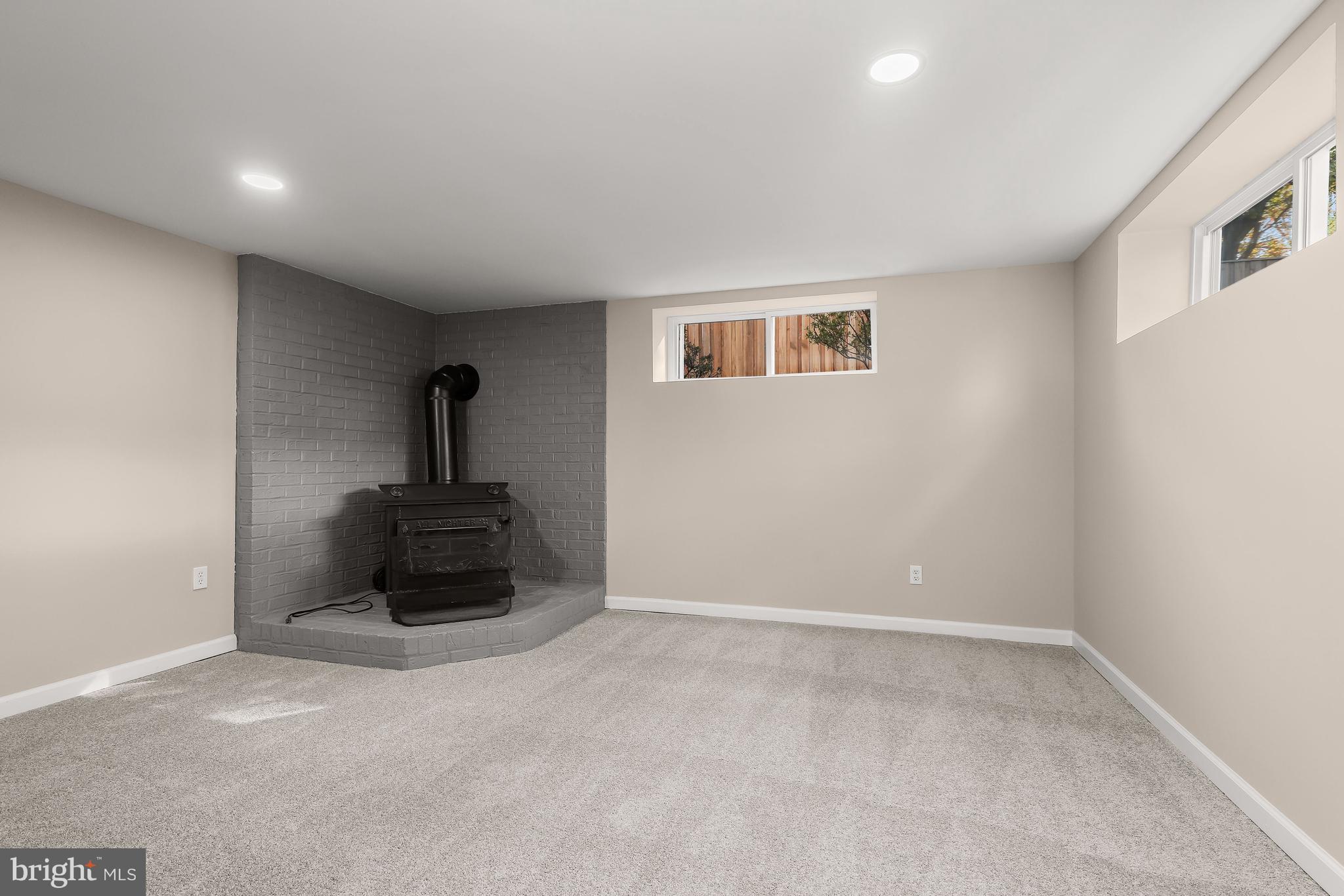 STONEYBROOK NORTH - Residential