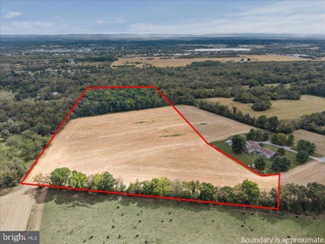 RUEBUCK ROAD BUNKER HILL WV 25413