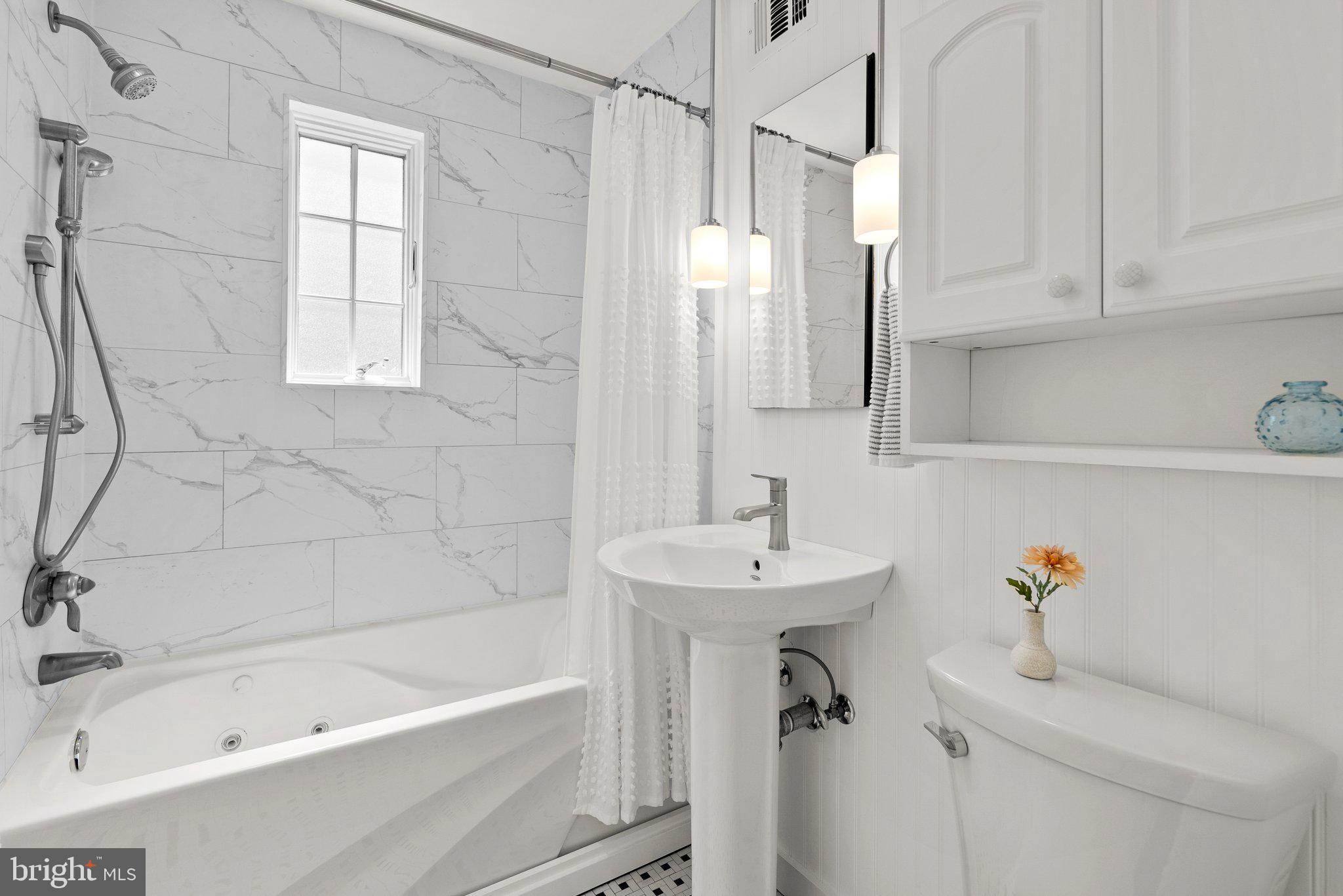 INDIAN SPRING VILLAGE - Residential