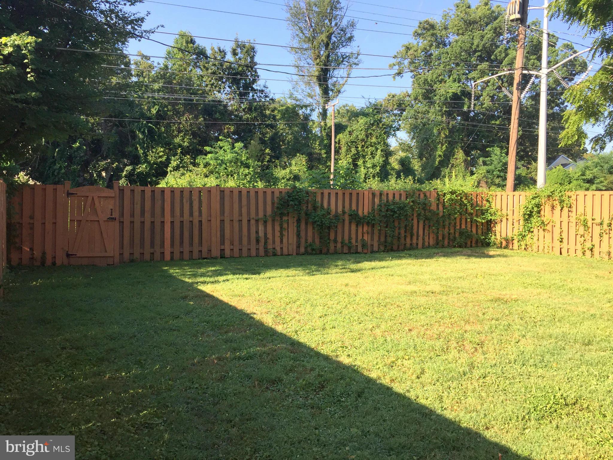 SHERWOOD - Residential Lease