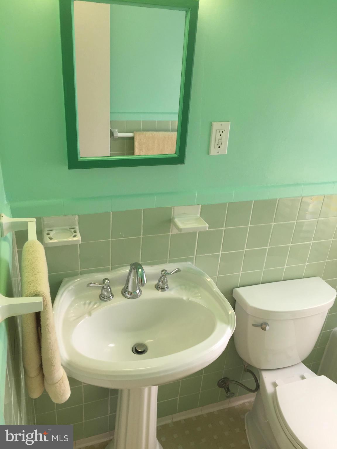 SHERWOOD - Residential Lease