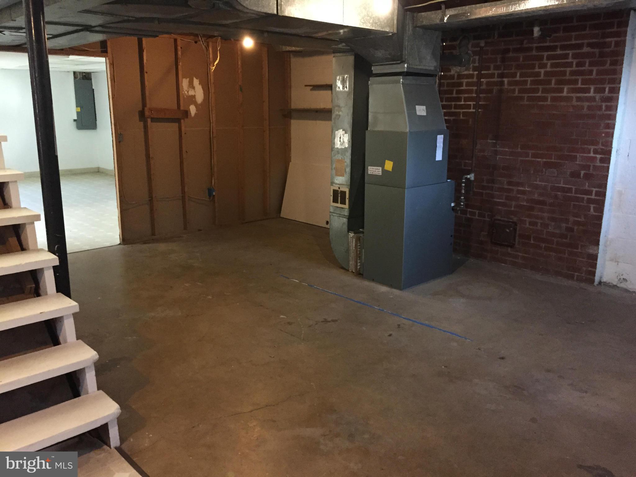 SHERWOOD - Residential Lease