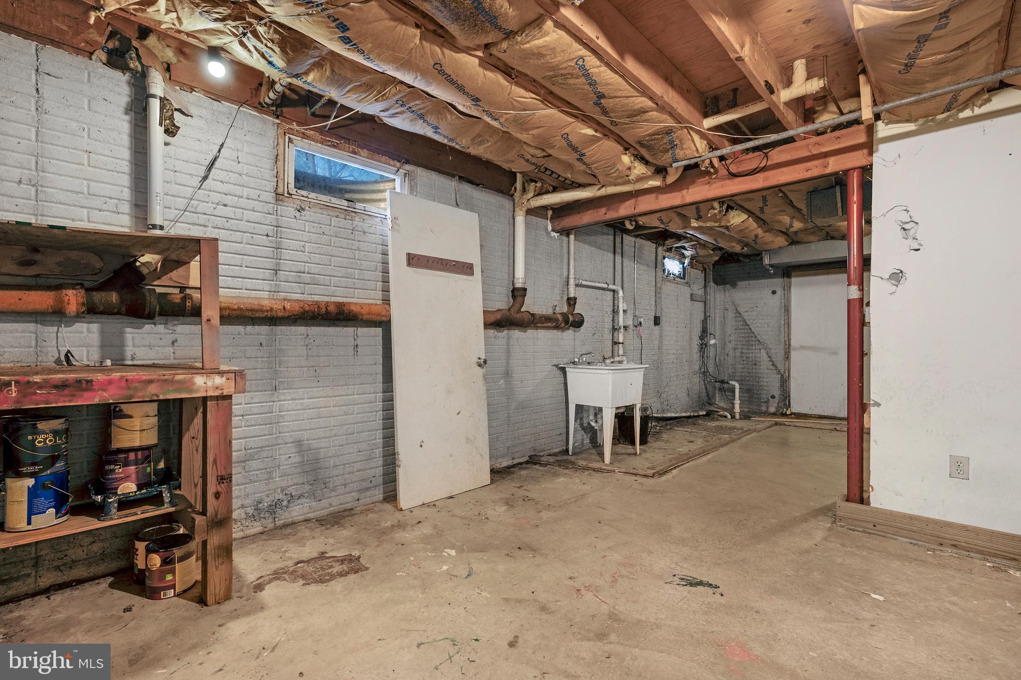 UNIONTOWN - Residential