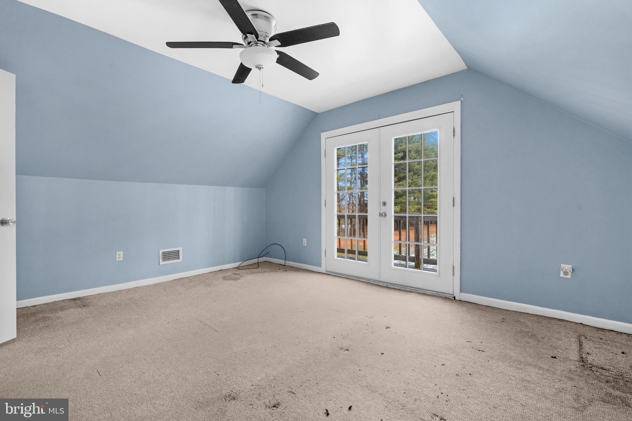 UNIONTOWN - Residential