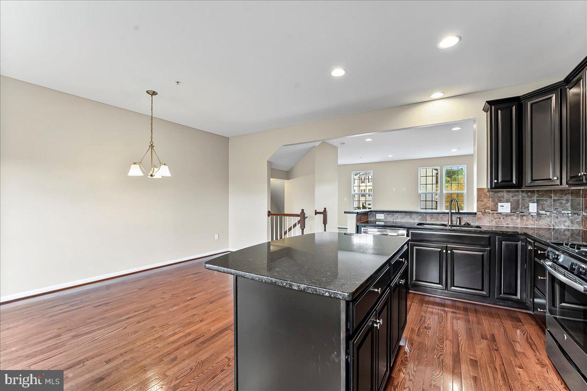 MEADOWVIEW - Residential