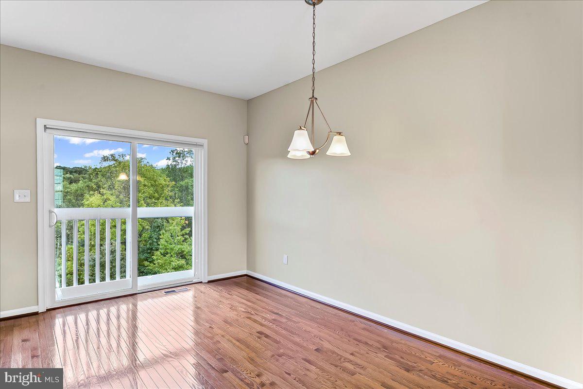 MEADOWVIEW - Residential