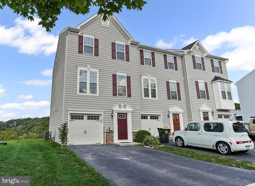 MEADOWVIEW - Residential