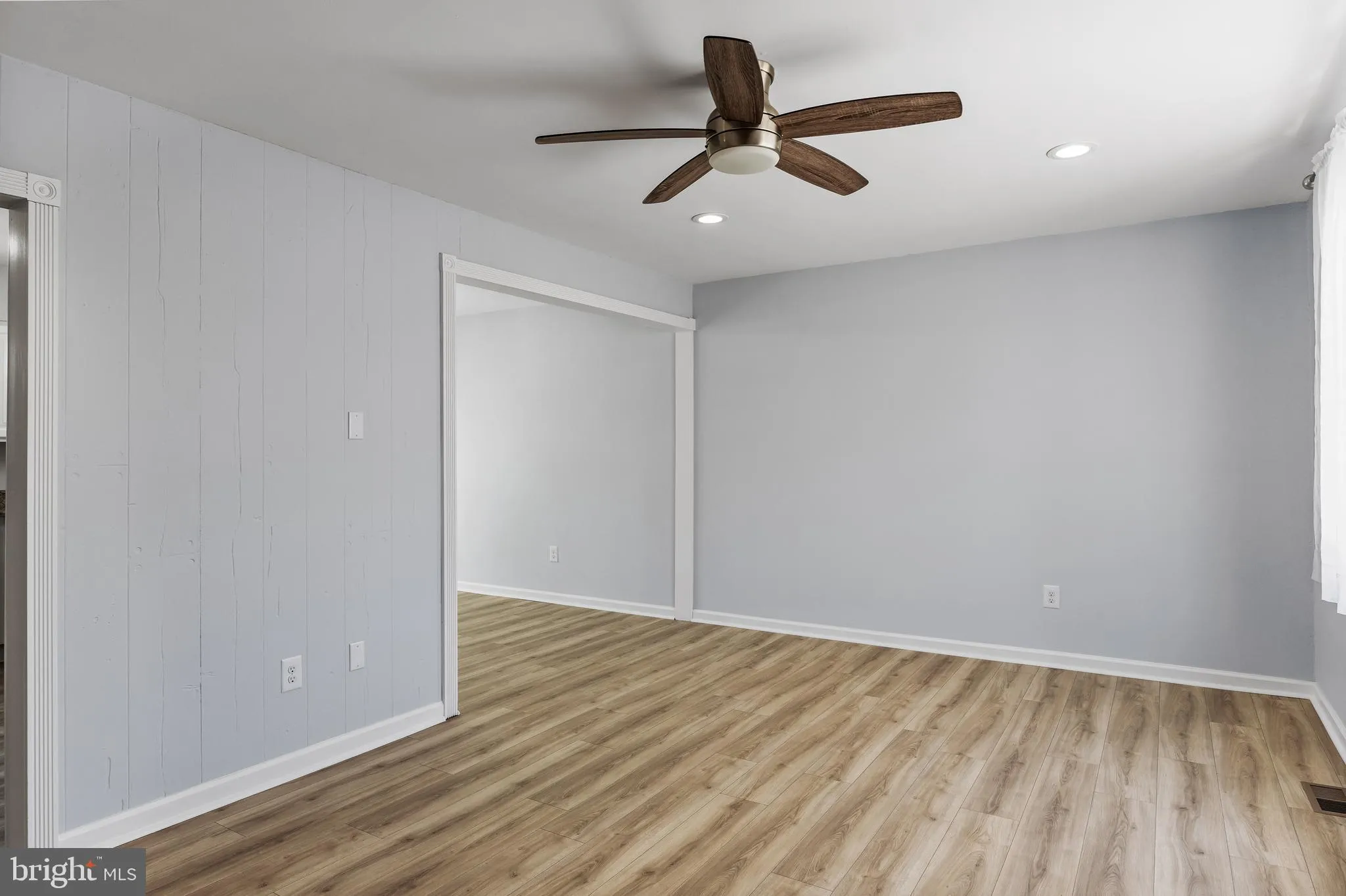 Sicklerville, New Jersey 08081, United States, 3 Bedrooms Bedrooms, ,1 BathroomBathrooms,Residential,Contingent,1735