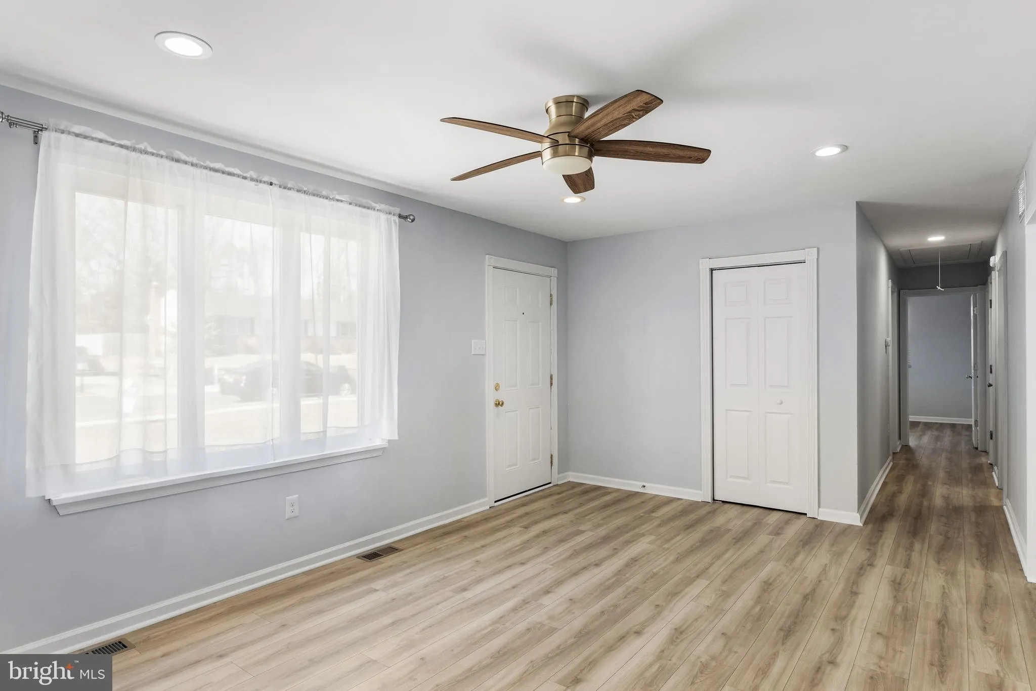 Sicklerville, New Jersey 08081, United States, 3 Bedrooms Bedrooms, ,1 BathroomBathrooms,Residential,Contingent,1735