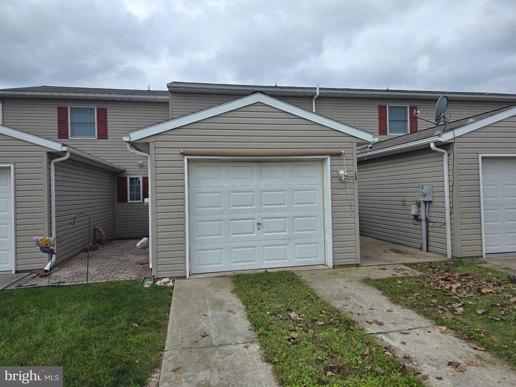 12 HOMESTEAD DRIVE