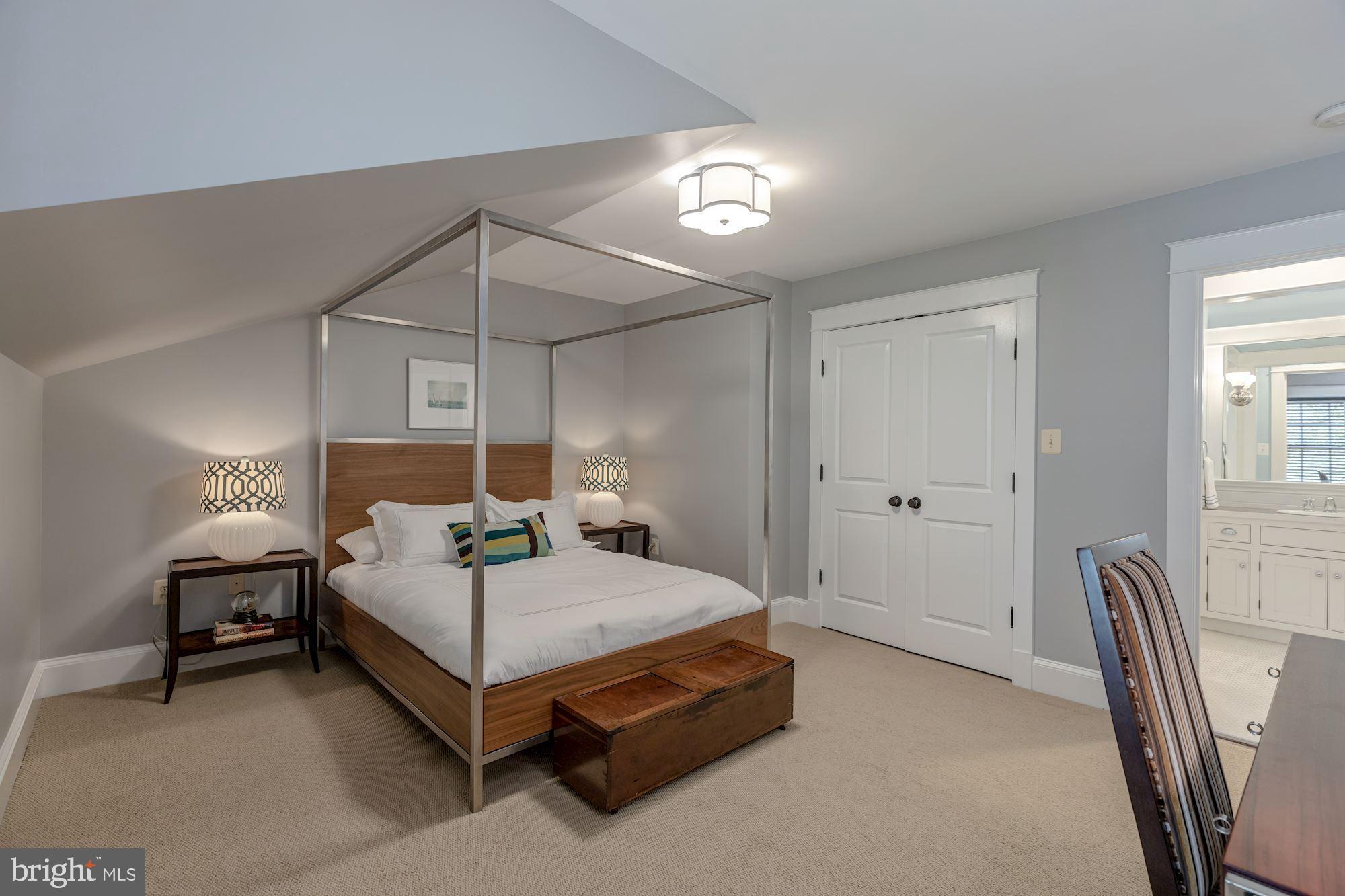 FRANKLIN PARK - Residential