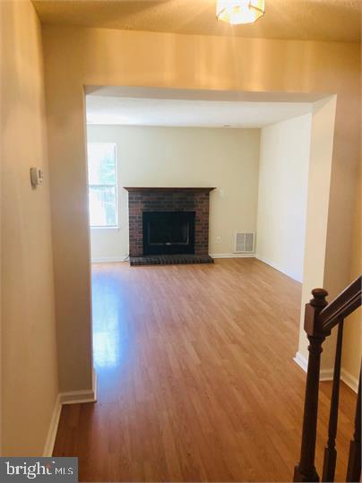 MALLARDS LANDING - Residential Lease