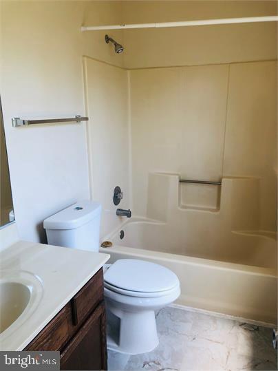 MALLARDS LANDING - Residential Lease