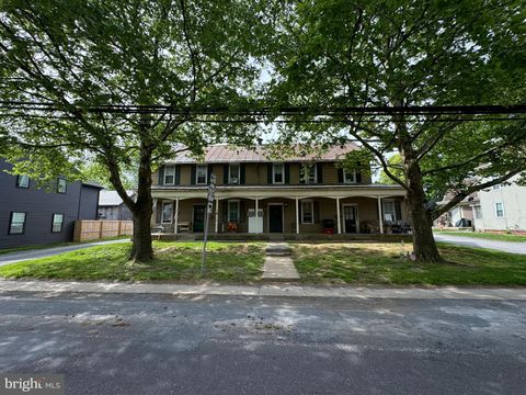 154-158 MAIN STREET W LEOLA PA 17540