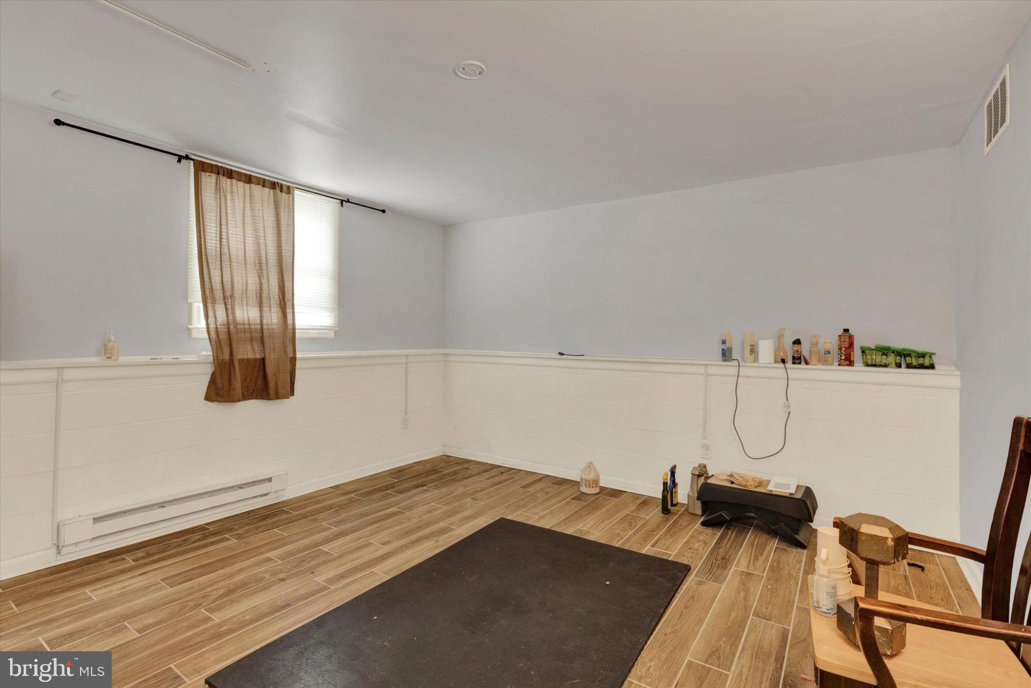 FRIENDSHIP HEIGHTS - Residential