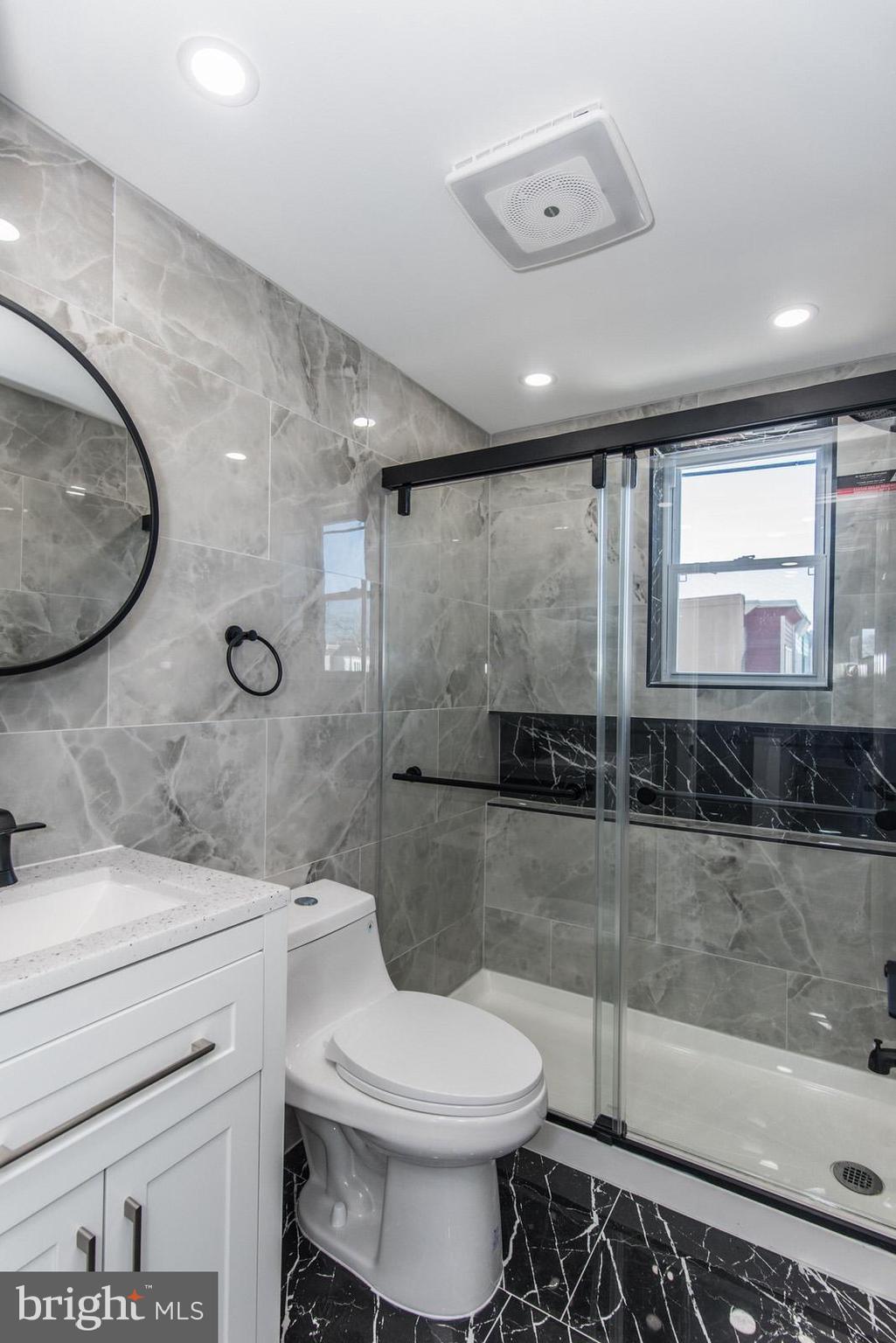 LAWNDALE - Residential