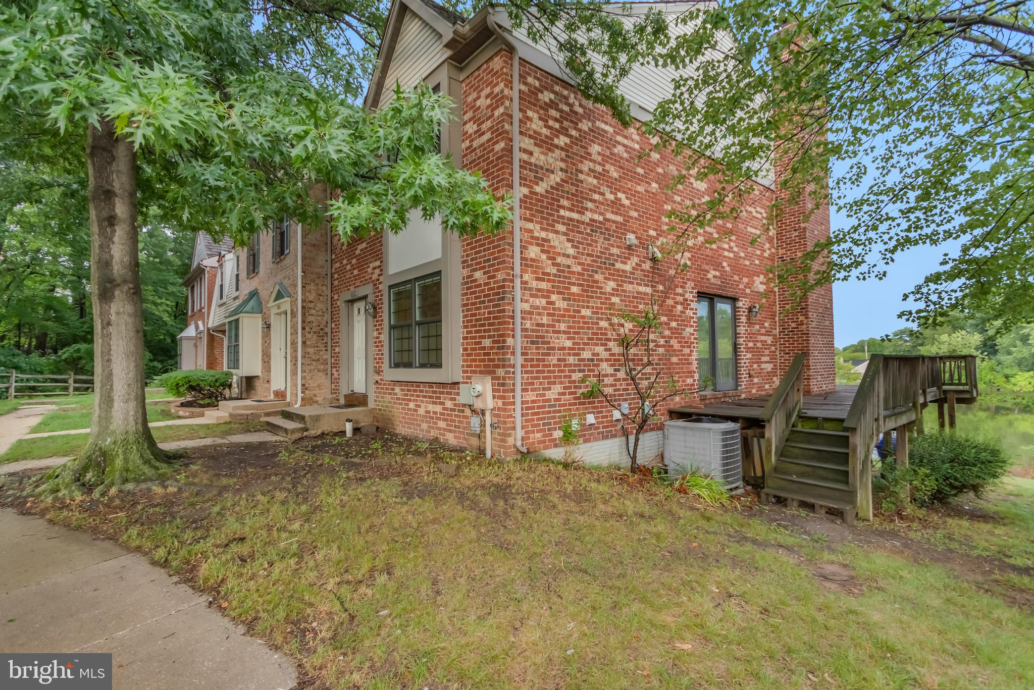 8231 NORTHLAKE COURT