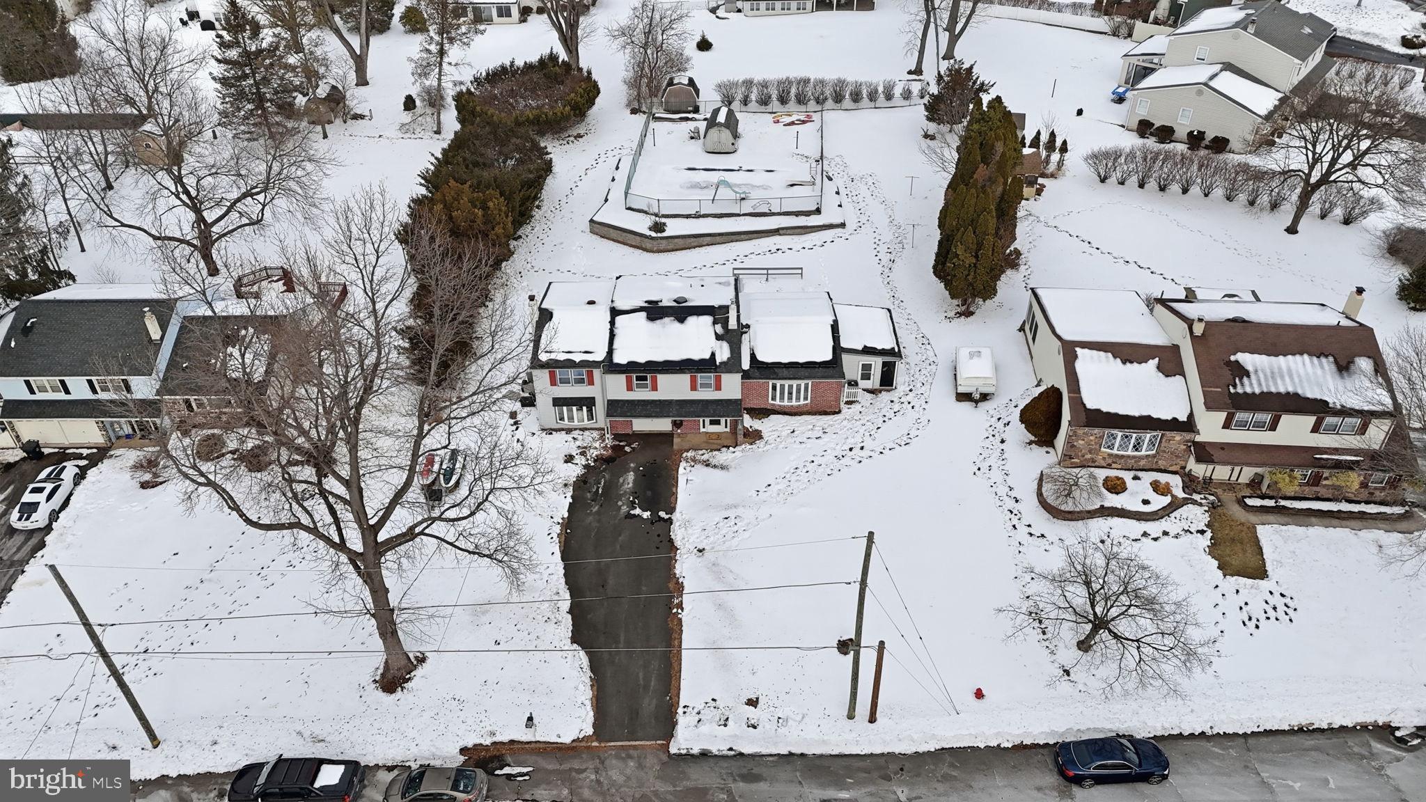 PINE RUN VLY - Residential