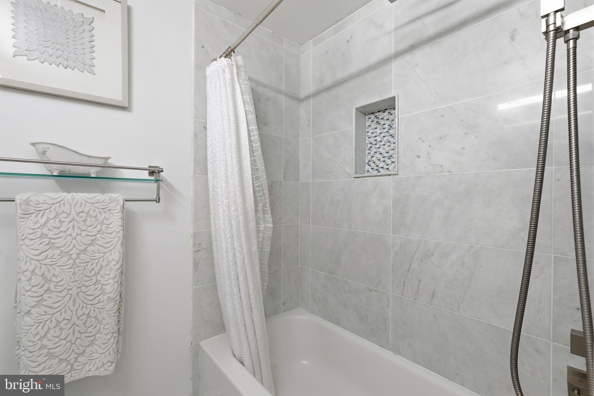 PINE RUN VLY - Residential