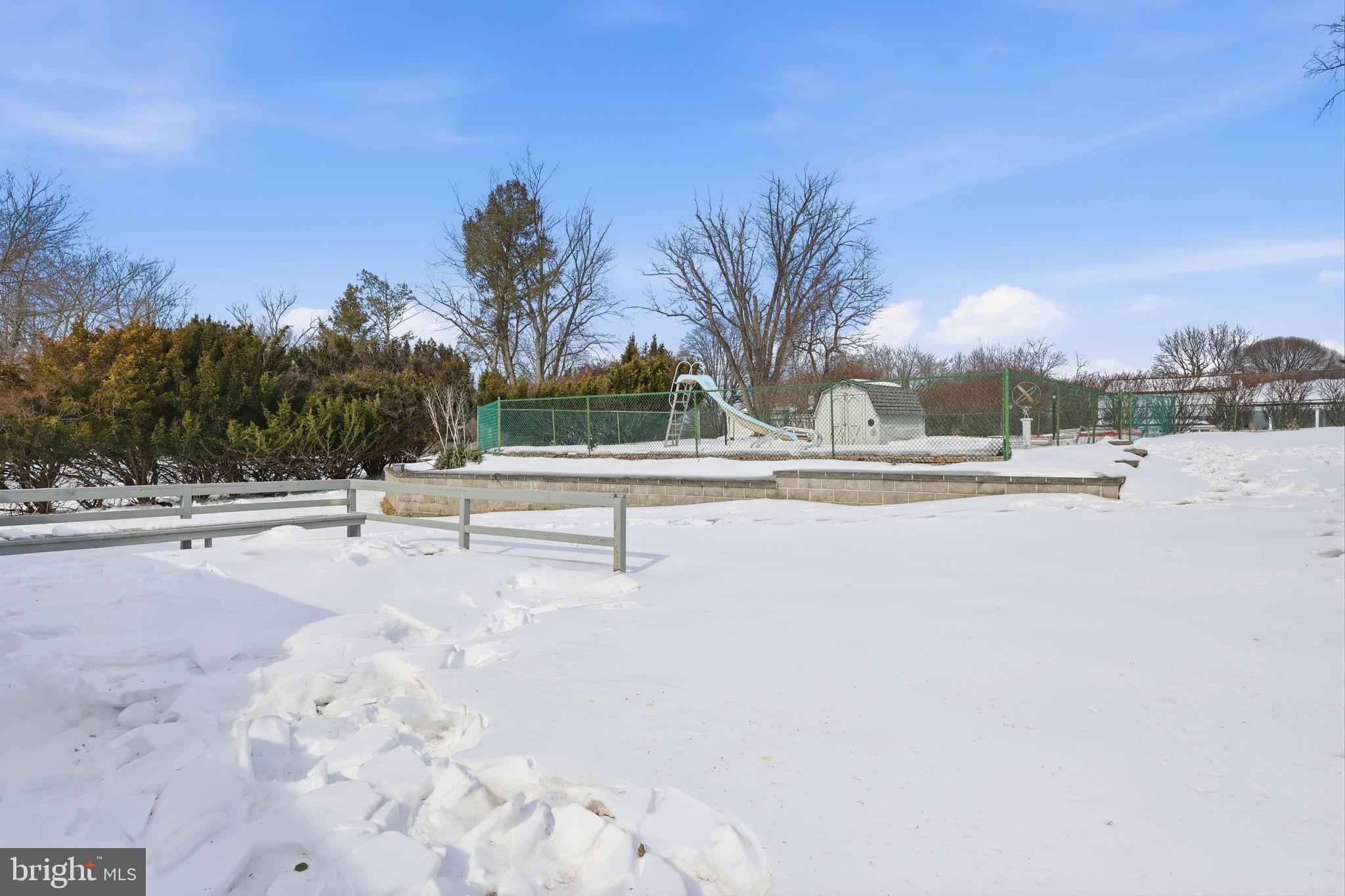 PINE RUN VLY - Residential