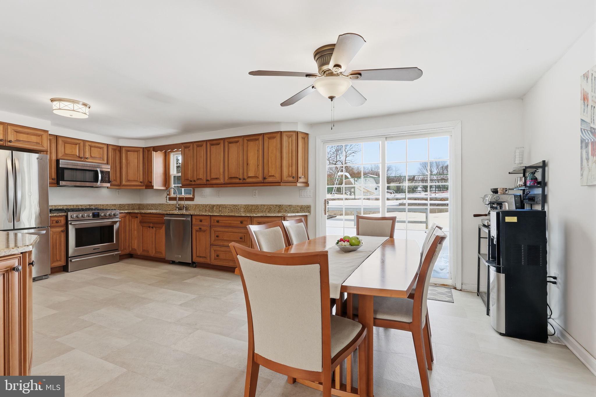 PINE RUN VLY - Residential