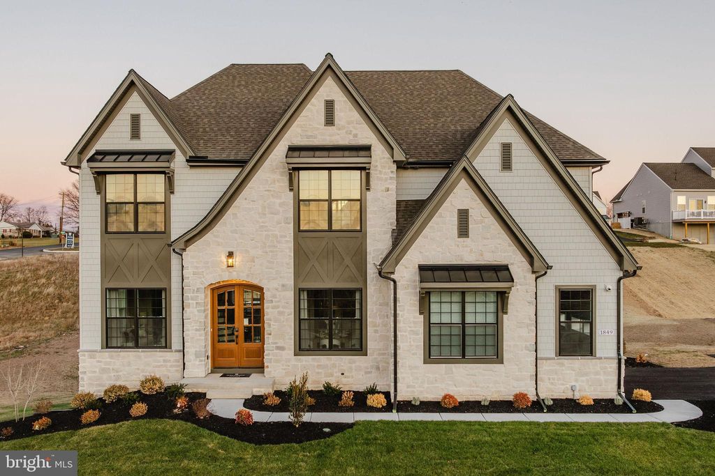 Photo of 333 Cameron Lane #DEVONSHIRE, LITITZ, PA 17543 (MLS # PALA2054768)