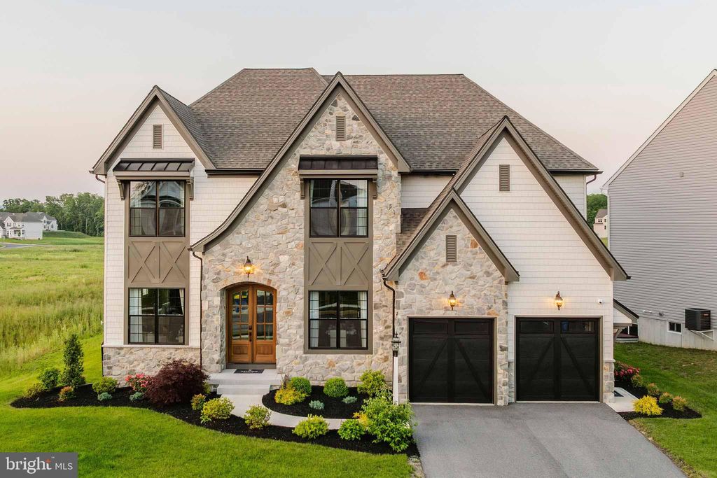 Photo of 333 Cameron Lane #DEVONSHIRE, LITITZ, PA 17543 (MLS # PALA2054768)