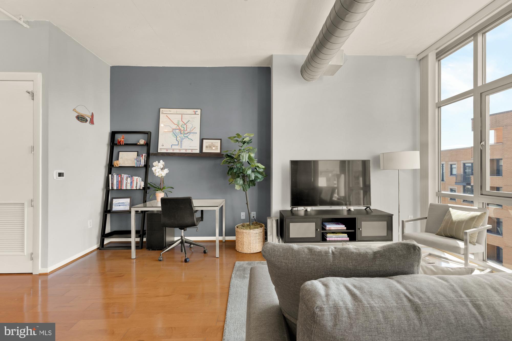 811 4TH STREET NW 1207