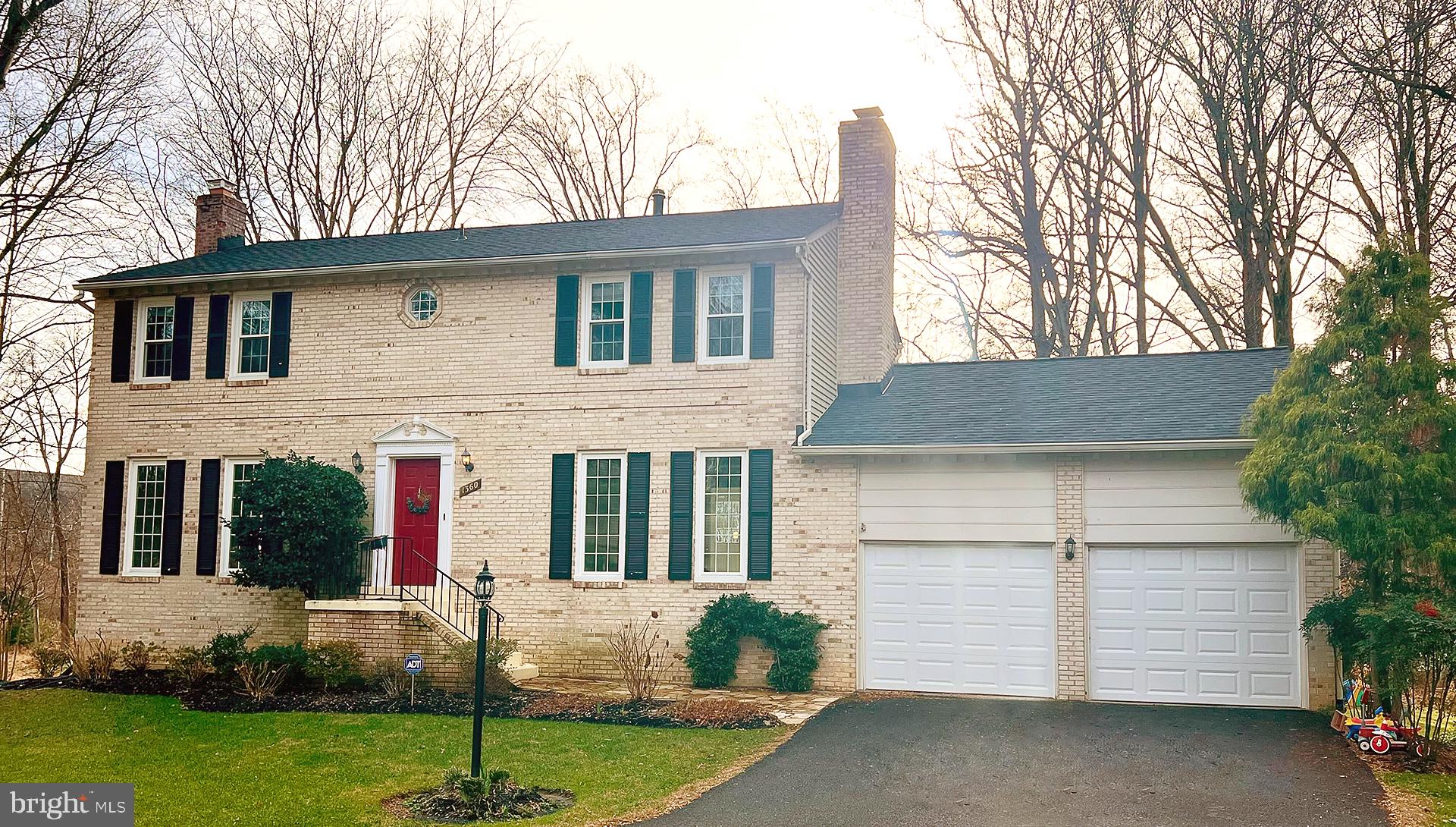 MC LEAN HAMLET - Residential