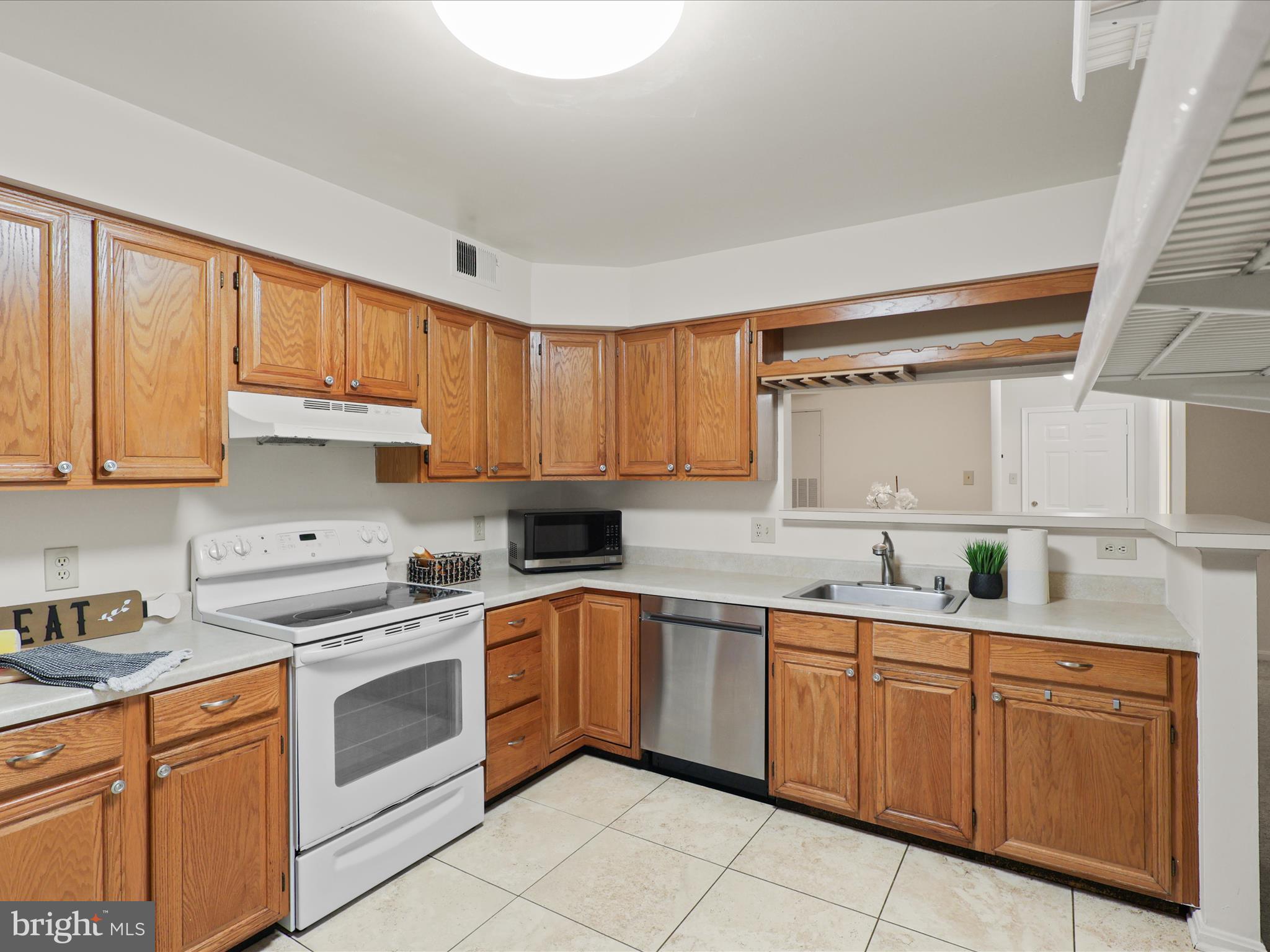 BRISTOL HOUSE - Residential