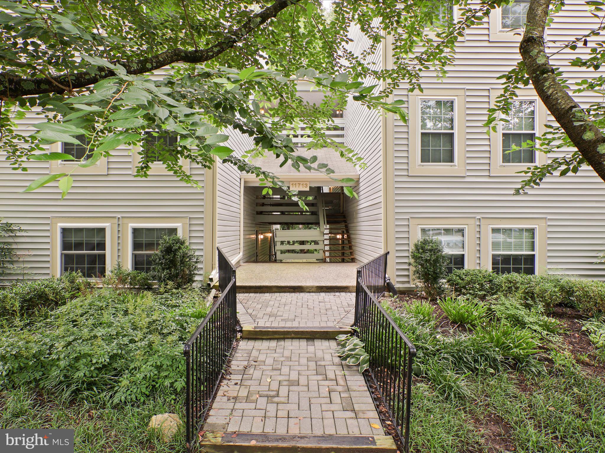 BRISTOL HOUSE - Residential