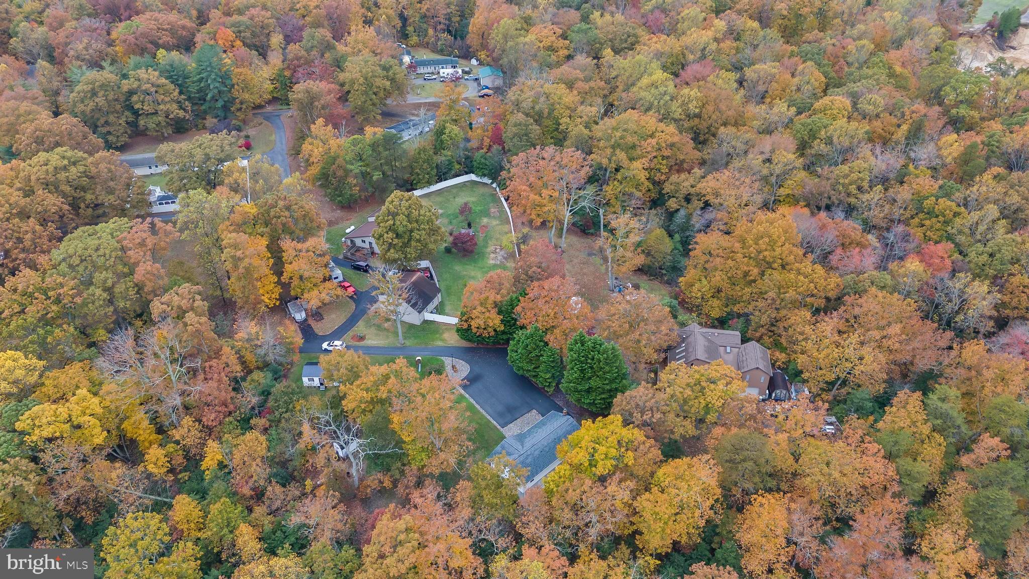 BRETON OAKS - Residential