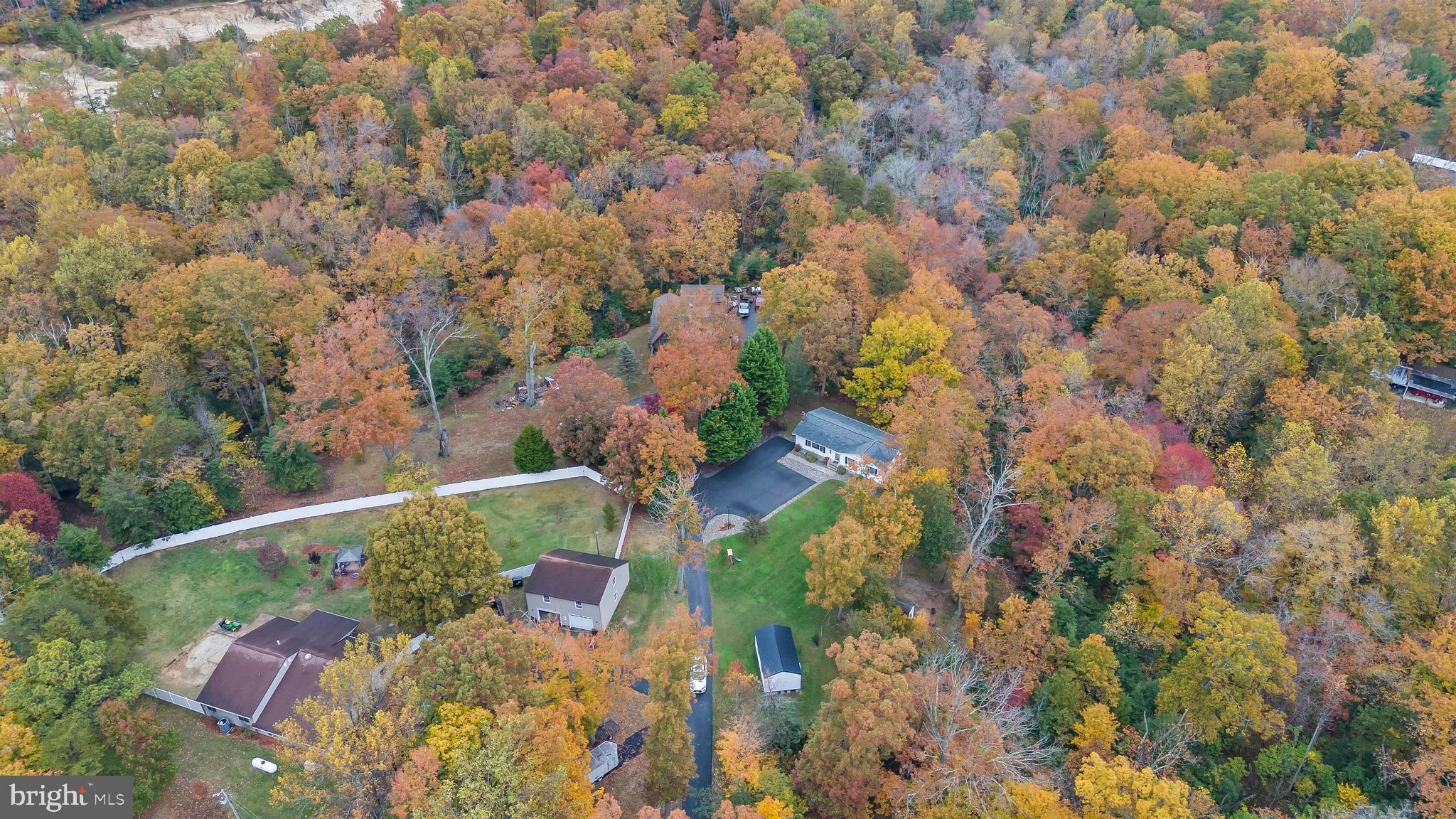BRETON OAKS - Residential