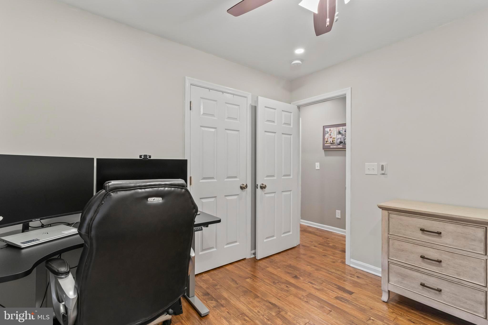 BRETON OAKS - Residential