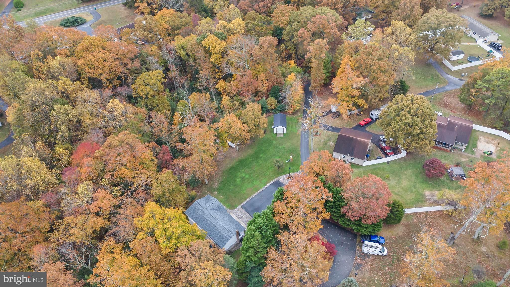 BRETON OAKS - Residential