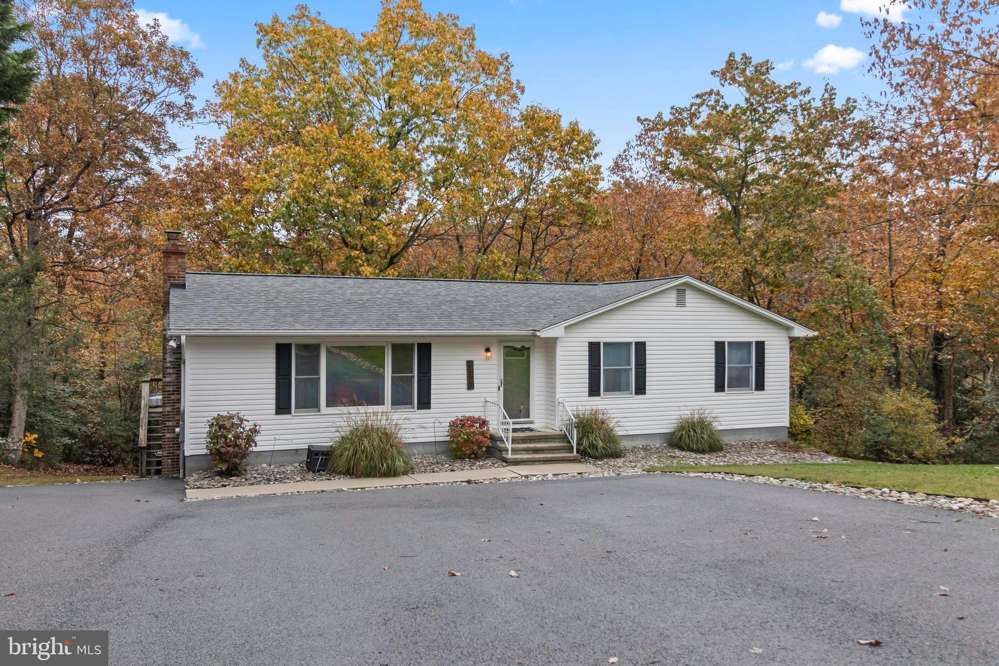 BRETON OAKS - Residential