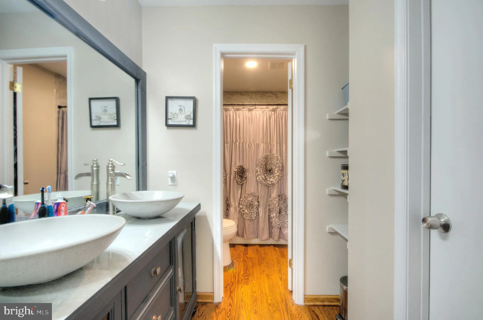 Sewell, New Jersey 08080, United States, 3 Bedrooms Bedrooms, ,2 BathroomsBathrooms,Residential,Active,254173