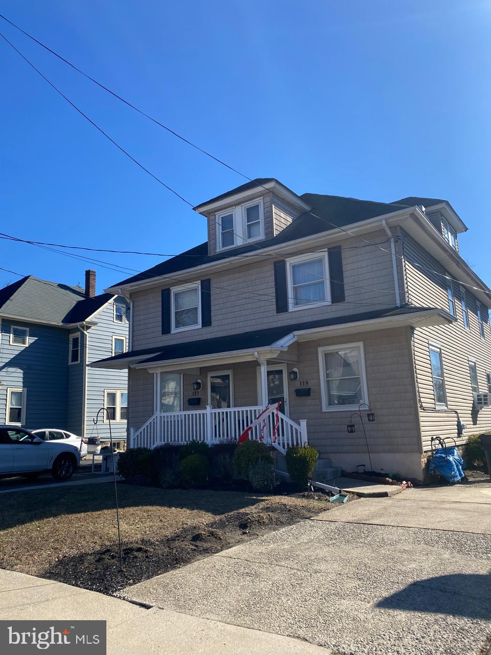 119 GRANDVIEW AVENUE 121