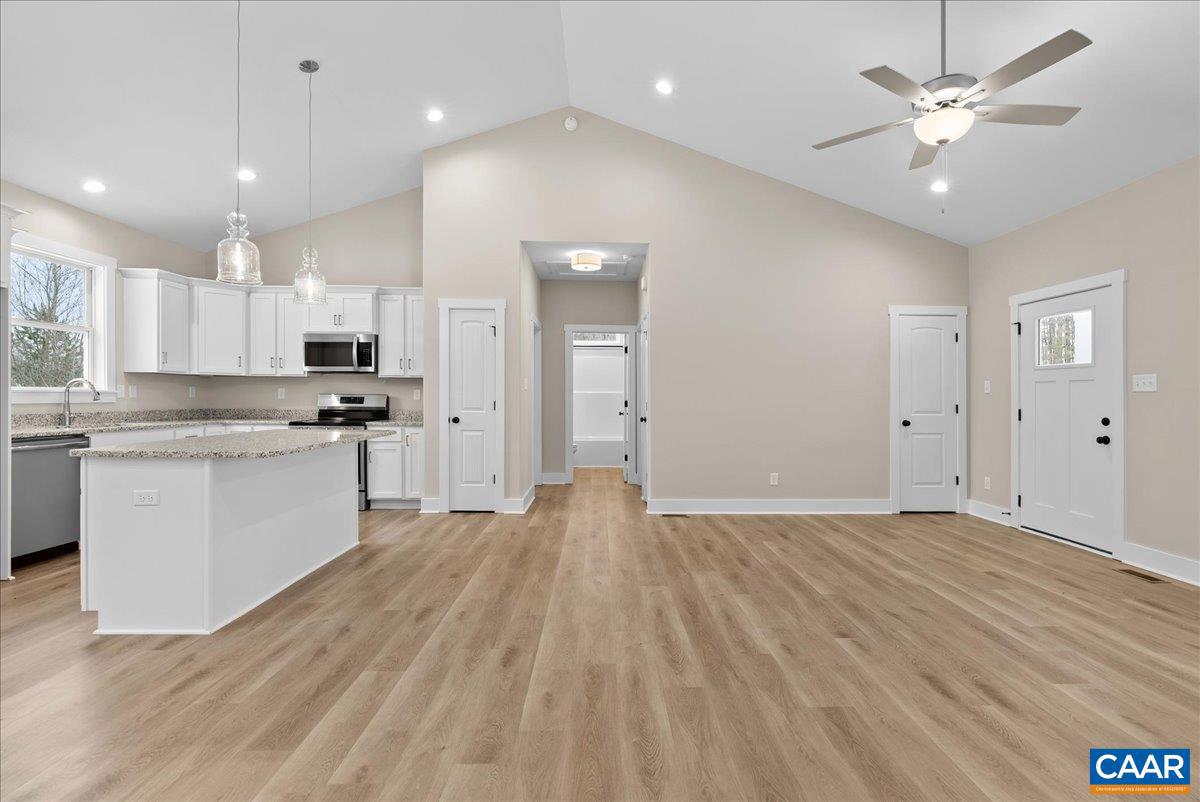 303 DEUPRESS STORES RD