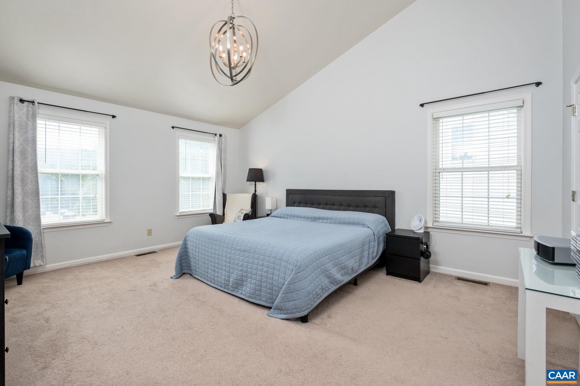 FOREST LAKES SOUTH - Residential