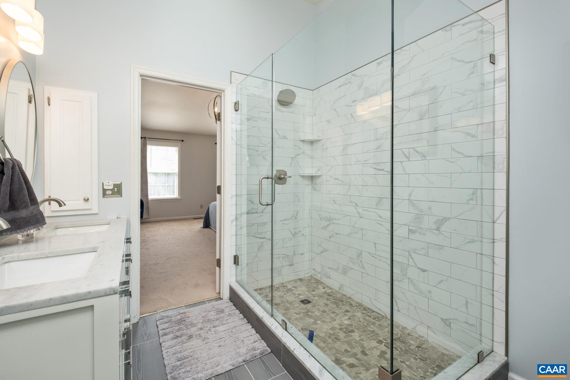 FOREST LAKES SOUTH - Residential