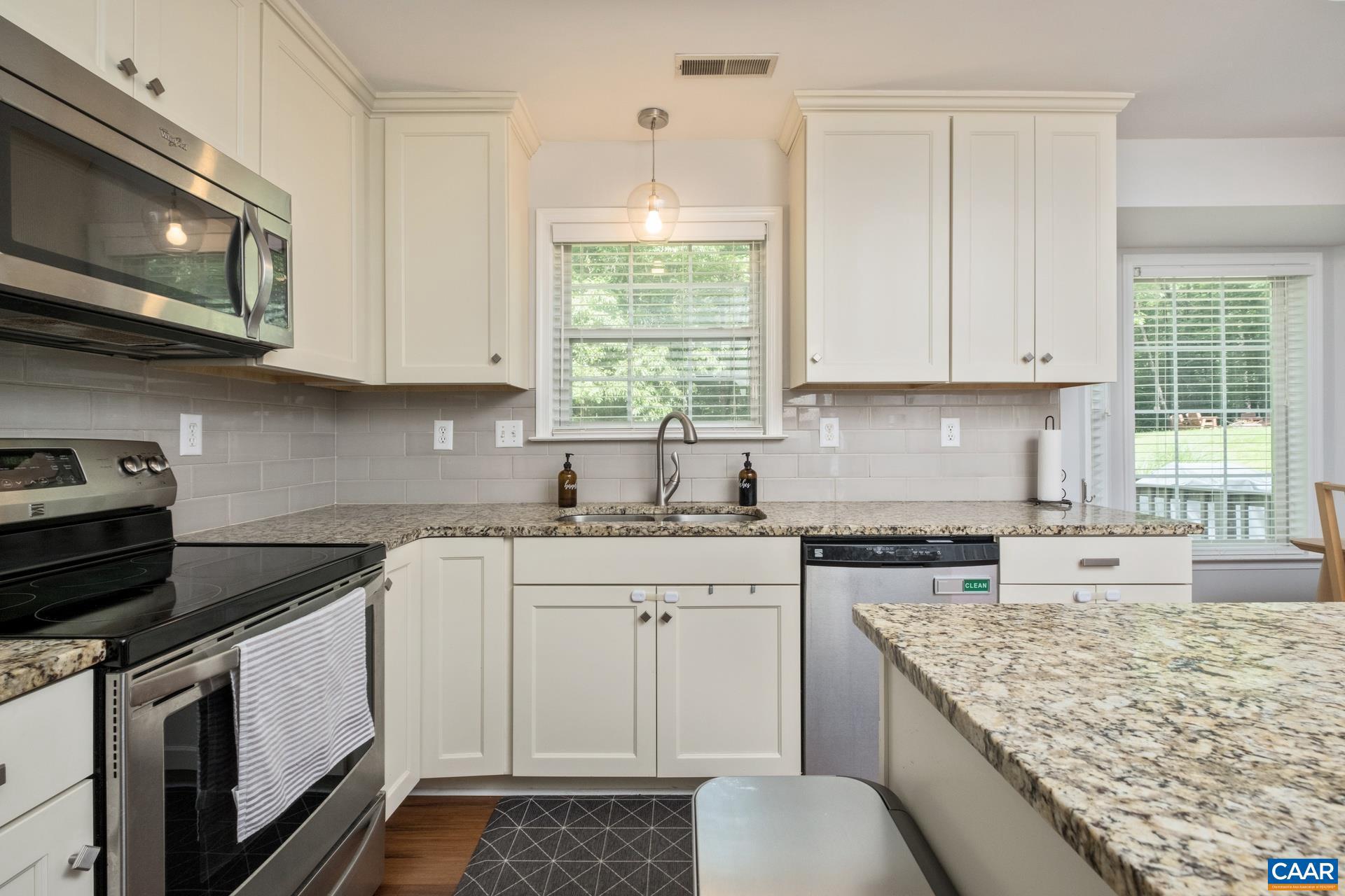 FOREST LAKES SOUTH - Residential