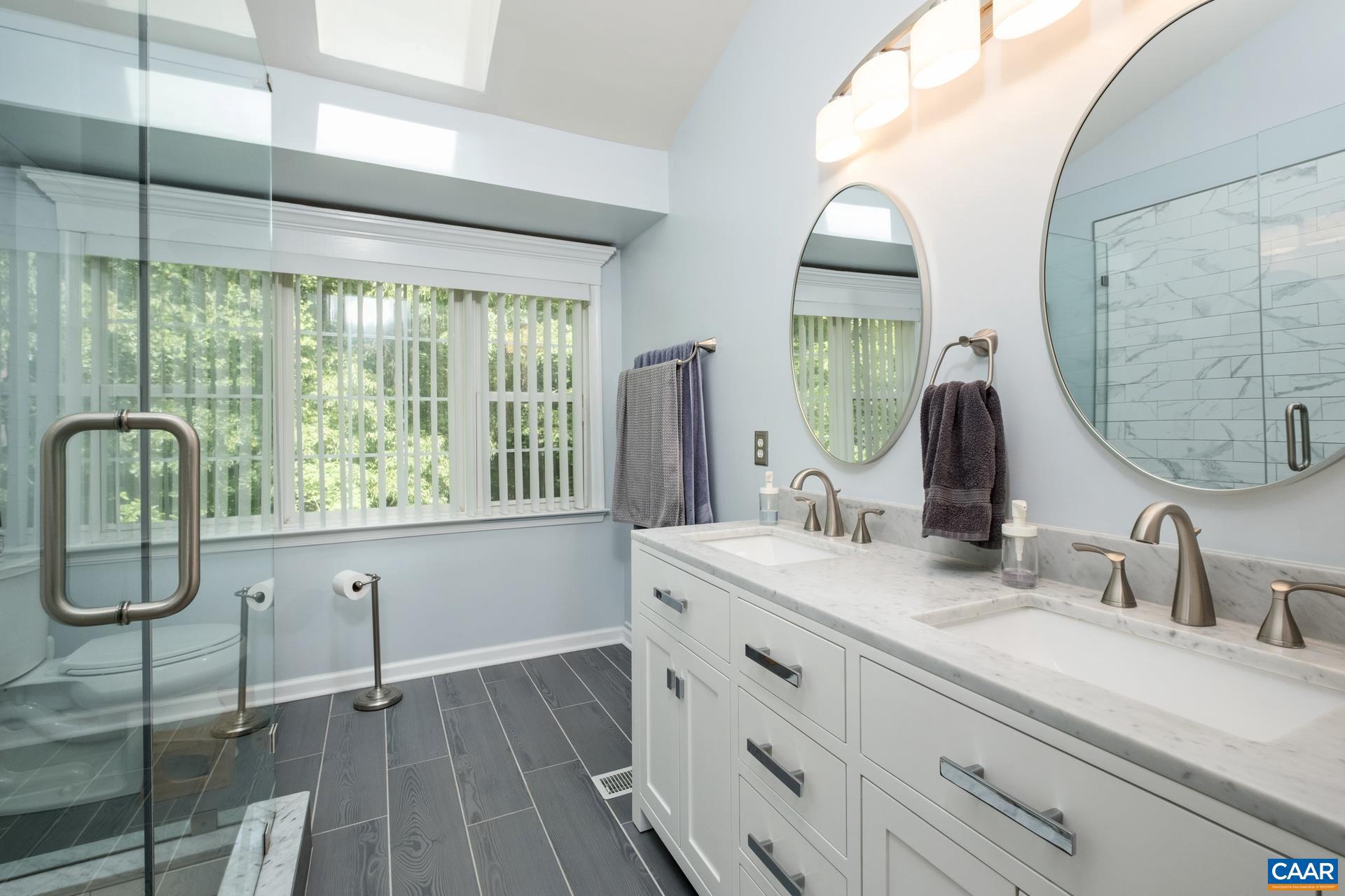 FOREST LAKES SOUTH - Residential