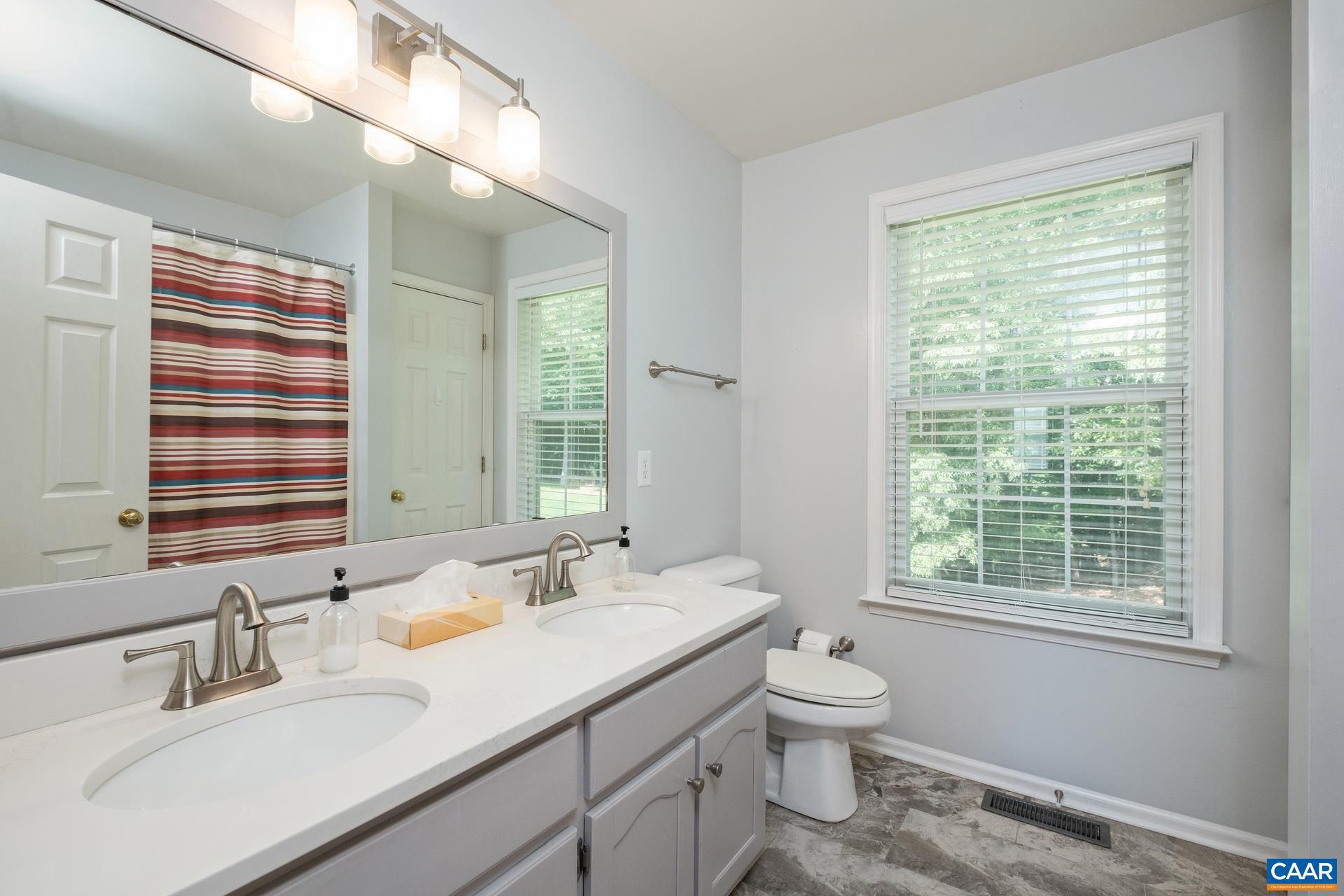 FOREST LAKES SOUTH - Residential